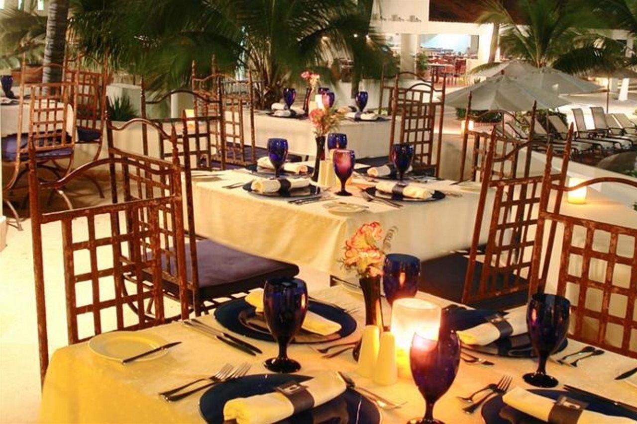 Emporio 5* Ixtapa (Guerrero)